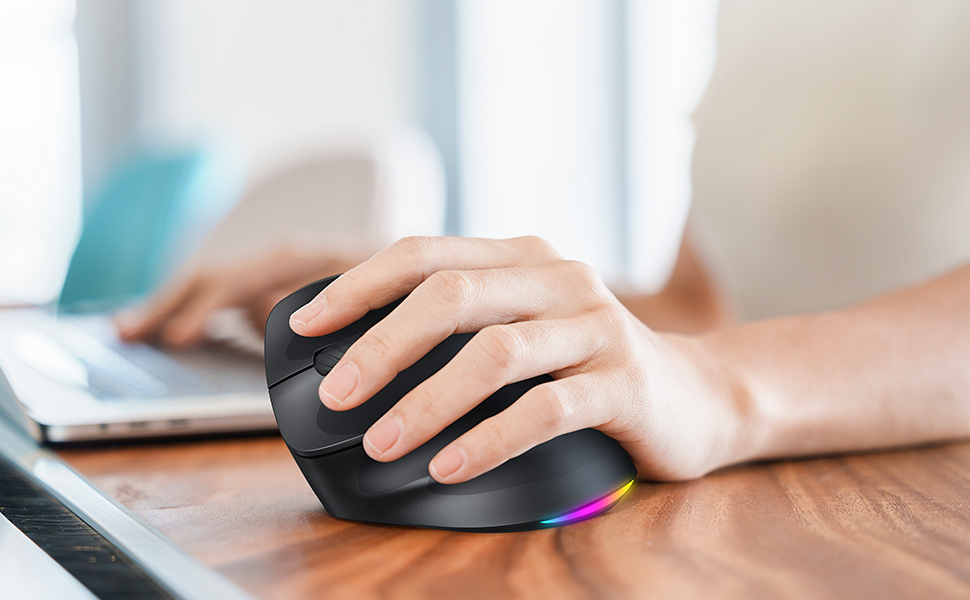 Exploring the Differences of Right-Handed and Left-Handed Mice 4