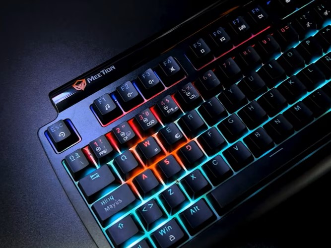 Mechanical Keyboard Switches: Gaming vs. Typing 5