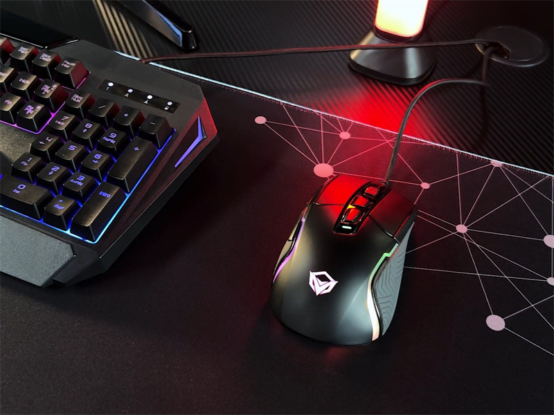 The Ultimate Showdown: Wired vs Wireless Mouse 2